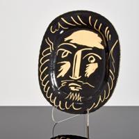 Pablo Picasso Visage d'Homme Platter, Madoura (A.R. 203) - Sold for $17,920 on 03-04-2023 (Lot 209).jpg